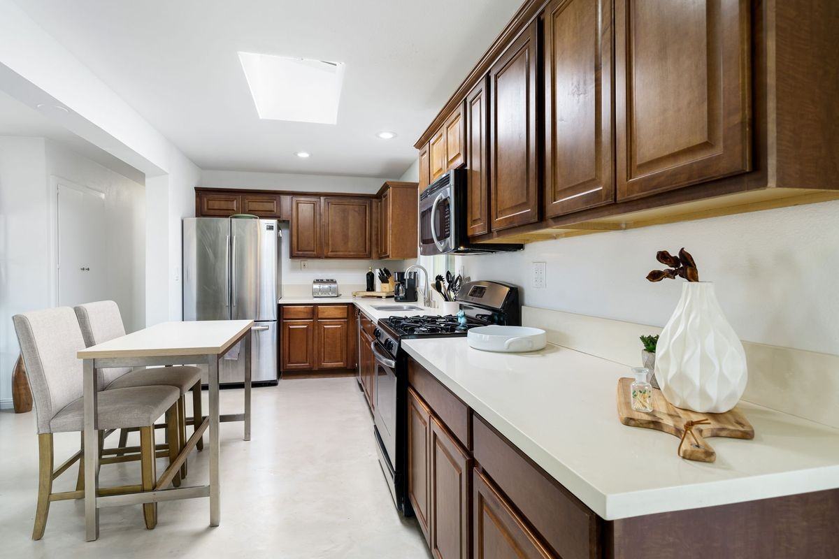 70070 Chappel Rd - Photo 3 of 26