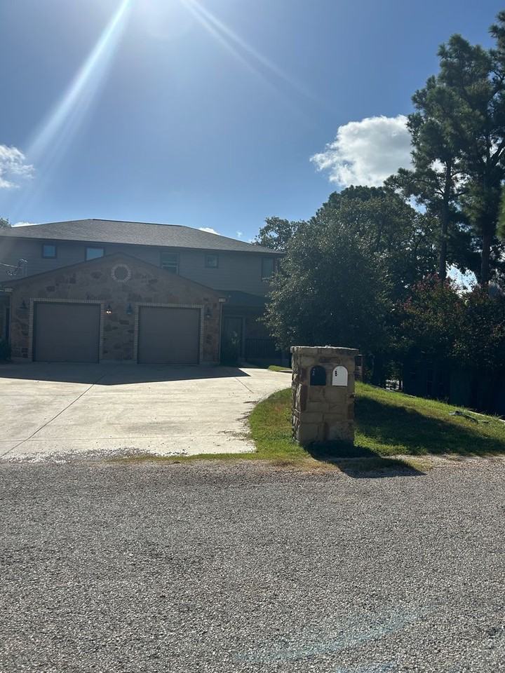 111 South Kanaio Dr - Photo 3 of 42