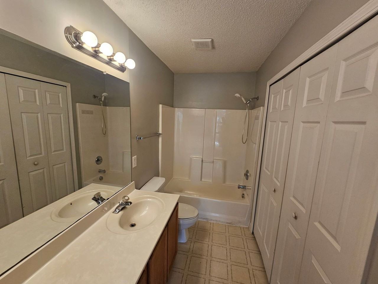 1717 Pergola Pl - Photo 4 of 8