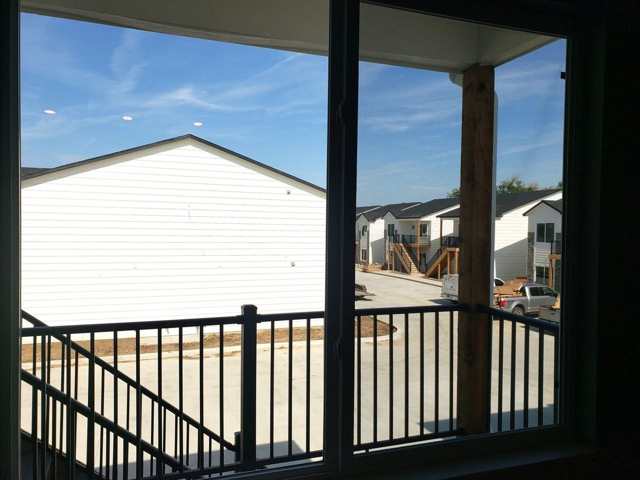 10150-10152 E Harry - Photo 3 of 15