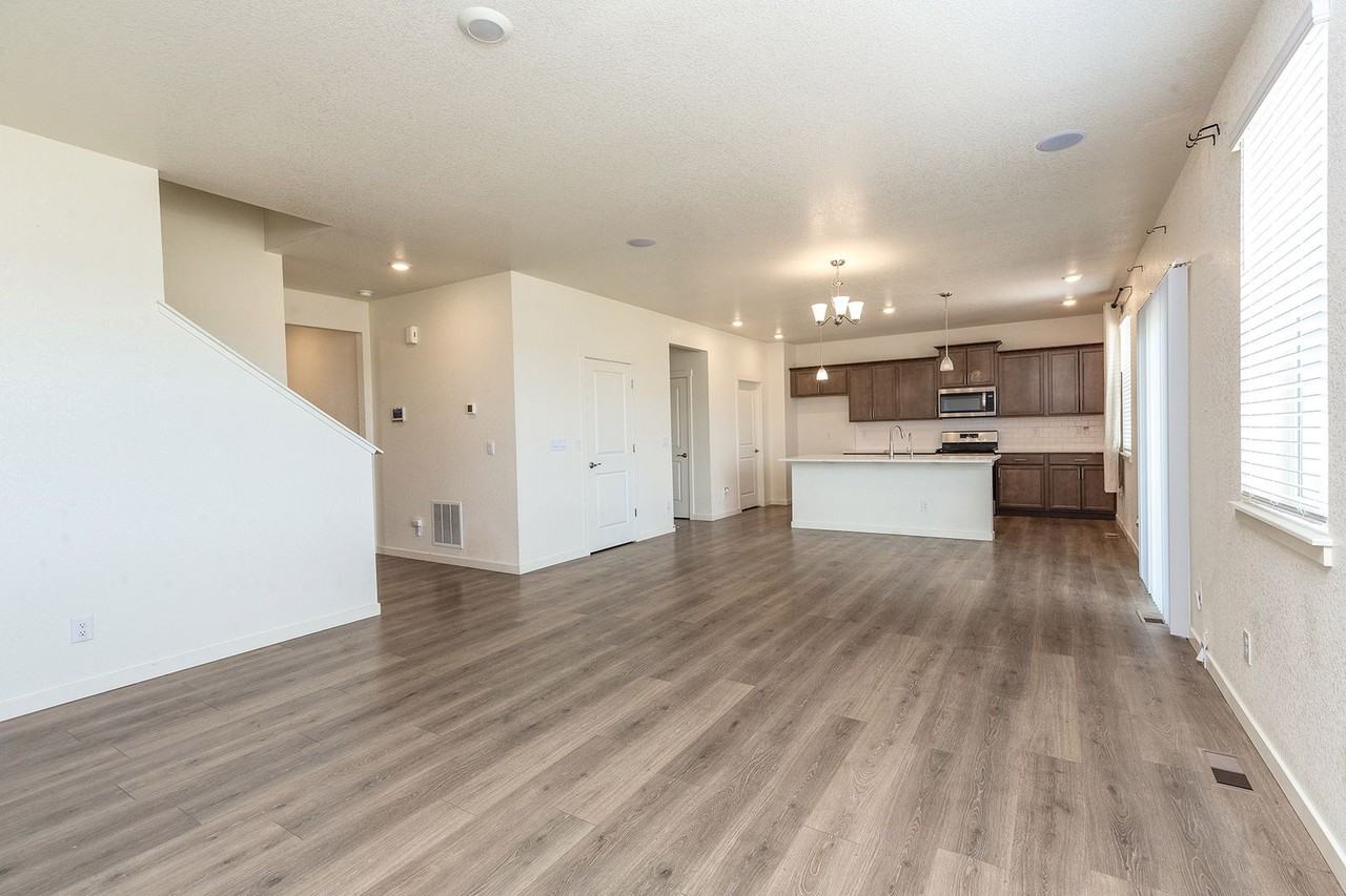 15898 Little Bluestem Rd - Photo 6 of 39