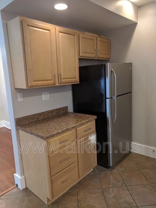 2714 Pioneer Ave - Photo 5 of 14