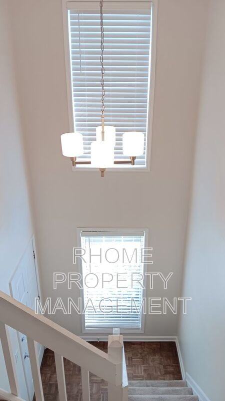 1203 Riverview Dr Se - Photo 3 of 15