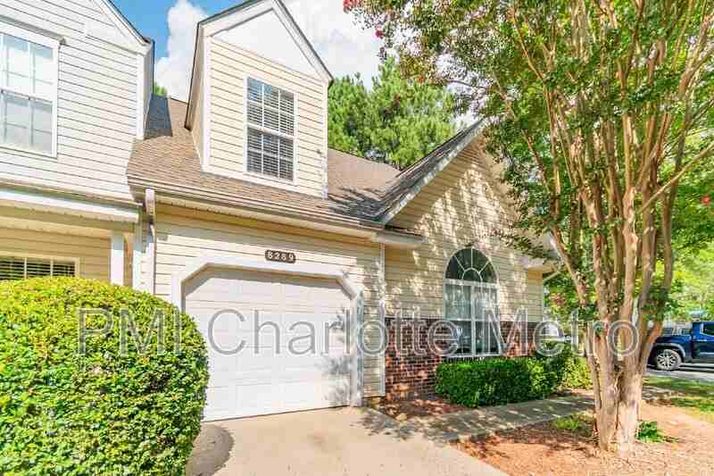 8289 Christmas Ct - Photo 3 of 26