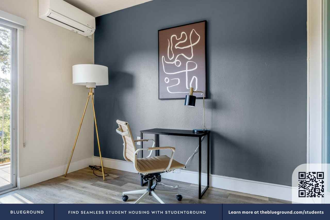 535 Everett Avenue - Photo 6 of 31