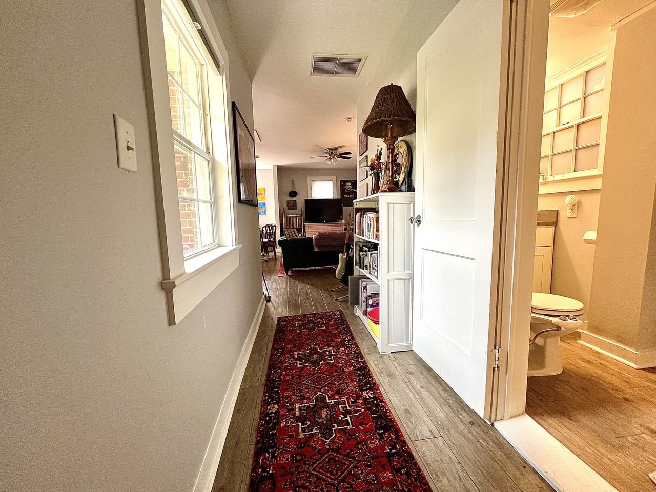 402 Wilson Ave - Photo 3 of 11