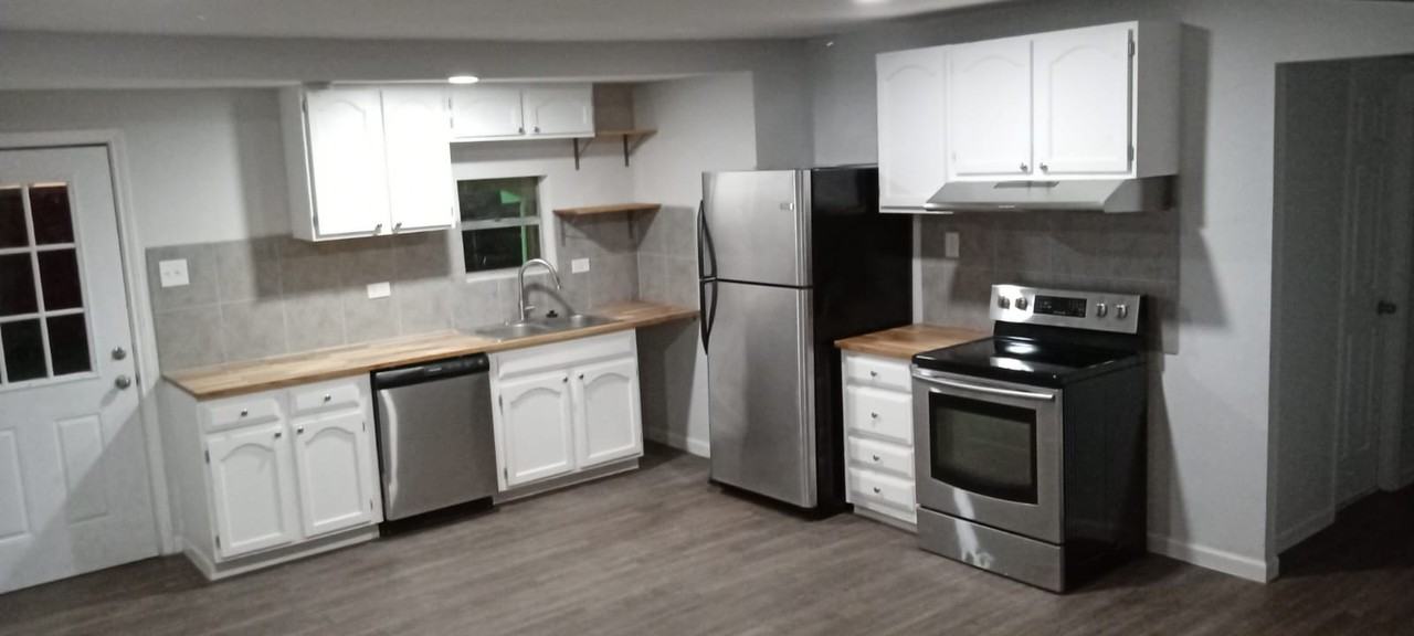 423 Ellana Claire St #NA - Photo 2 of 11