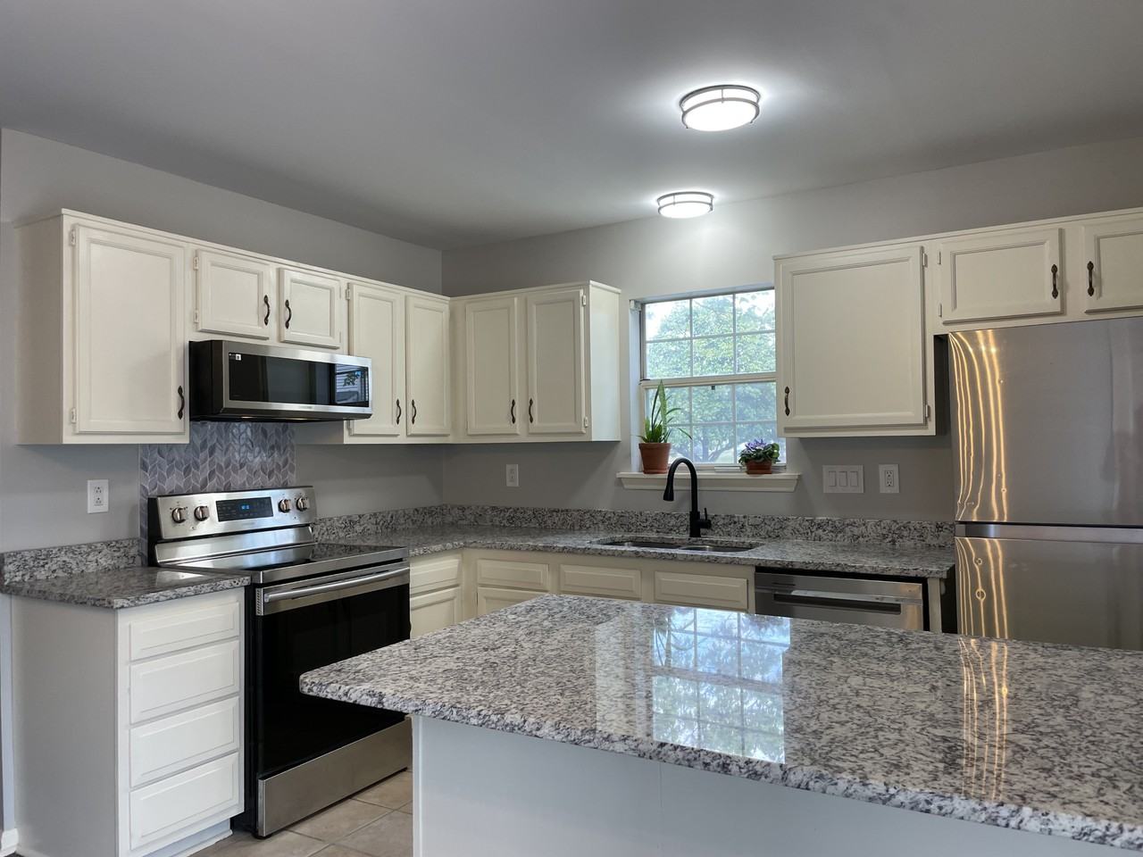 8287 Golf Ridge Dr #NA - Photo 4 of 24