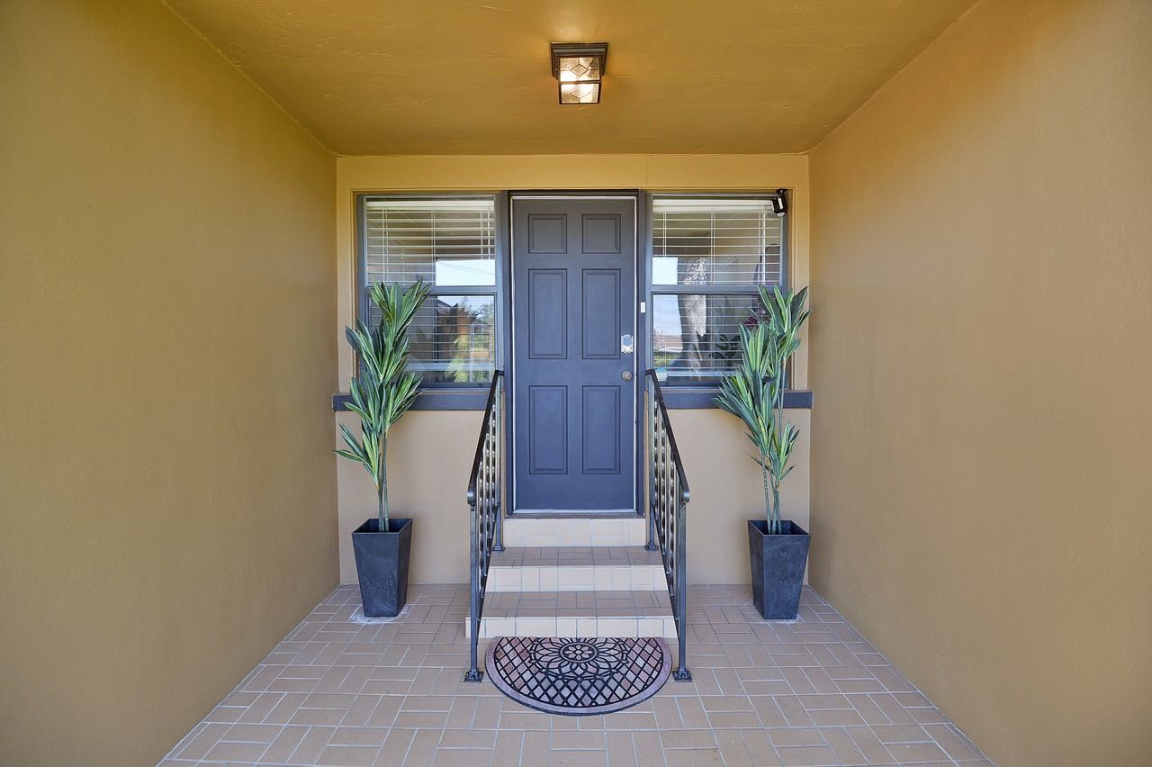 1111 Florence St #NA - Photo 3 of 45