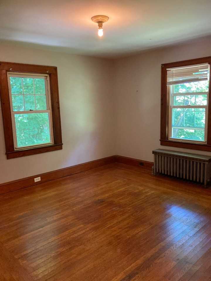 23 Thermos Ave - Photo 7 of 8