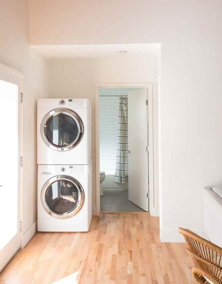 251 ROSEMONT AVE - Photo 5 of 50