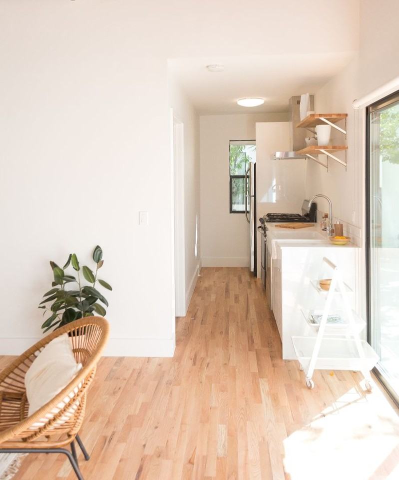 251 ROSEMONT AVE - Photo 7 of 50