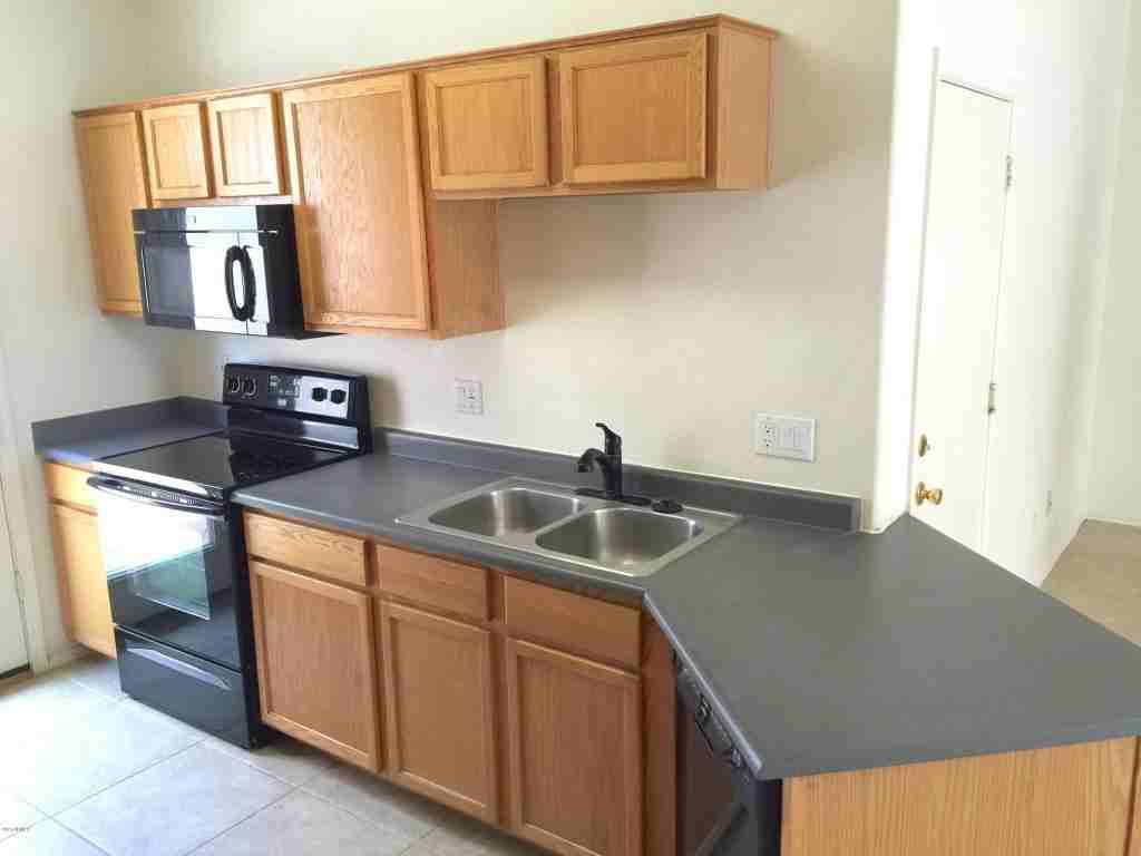 9021 E Glade Ave - Photo 6 of 18