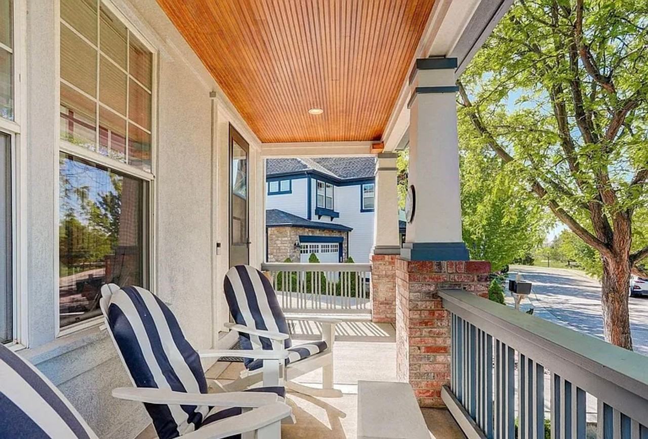 1031 Terrace Cir S - Photo 3 of 28