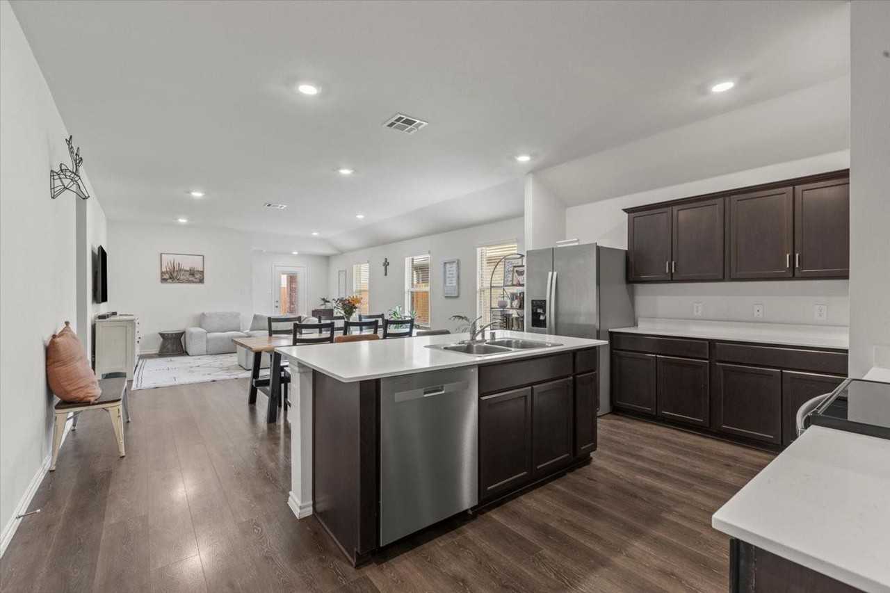 113 Keller Rd - Photo 4 of 26