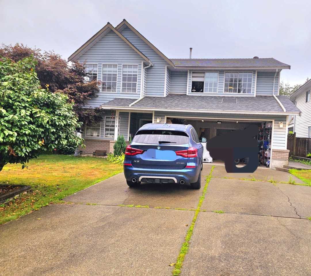 2279 Stafford Ave #MAIN - Photo 2 of 39