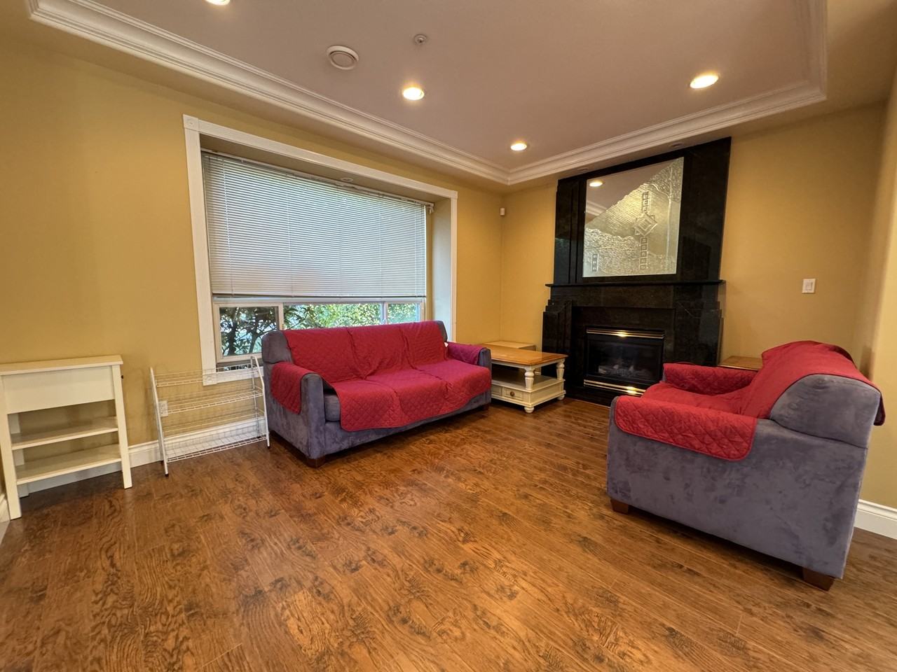 1538 59th Ave W - Photo 3 of 50