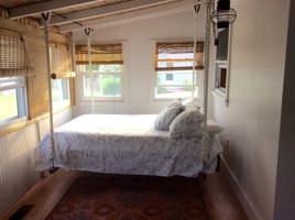 featured image of 4 Centre Dr