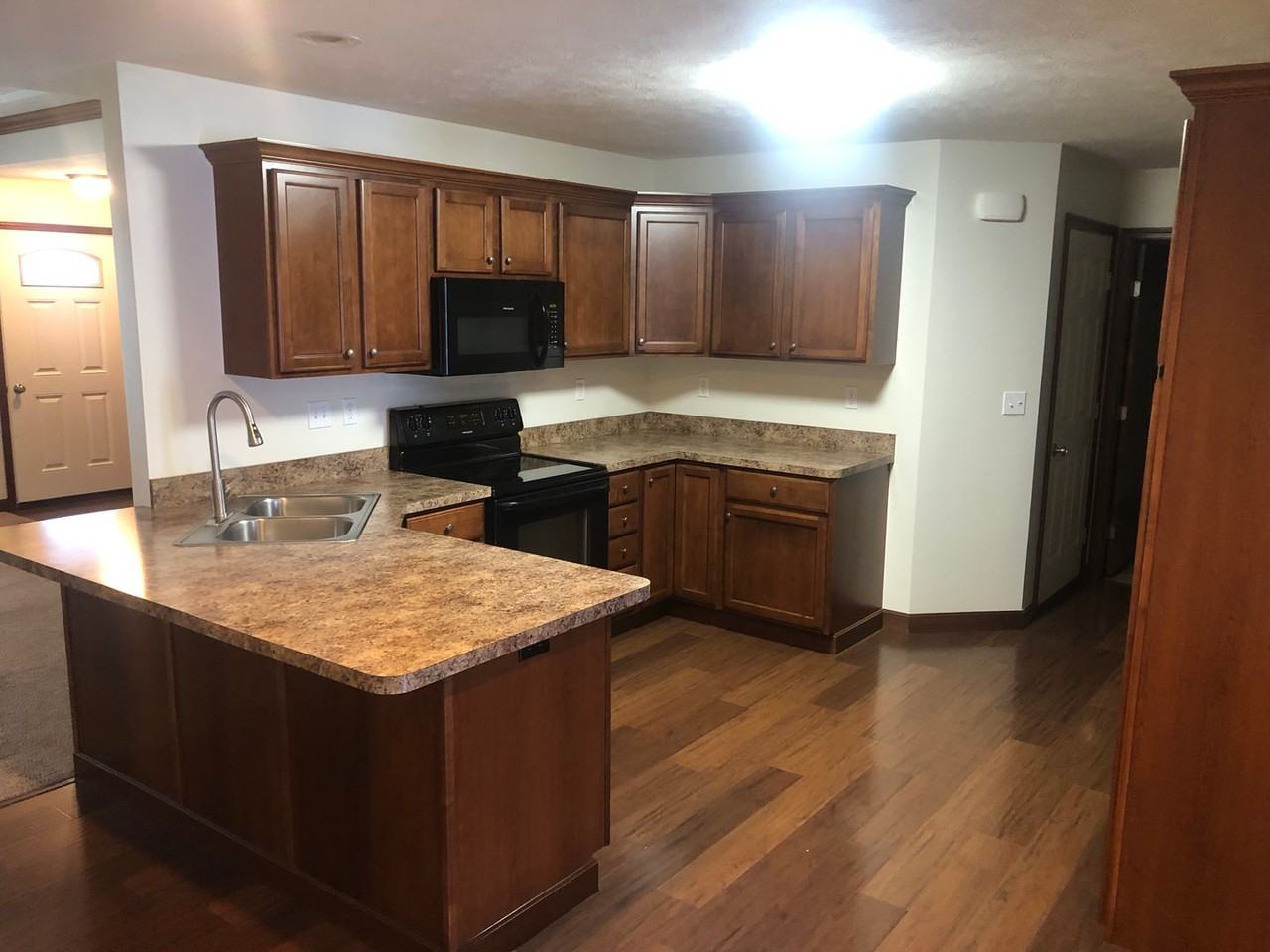 9482 Shawnee Path Ln - Photo 2 of 22