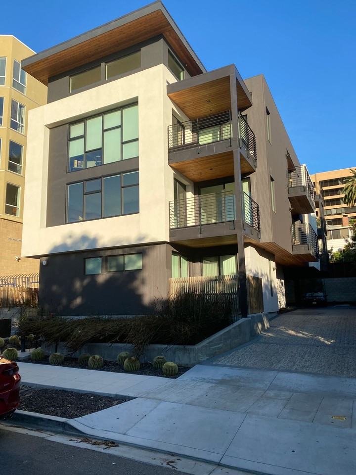 The Duke - Photo 6 of 6