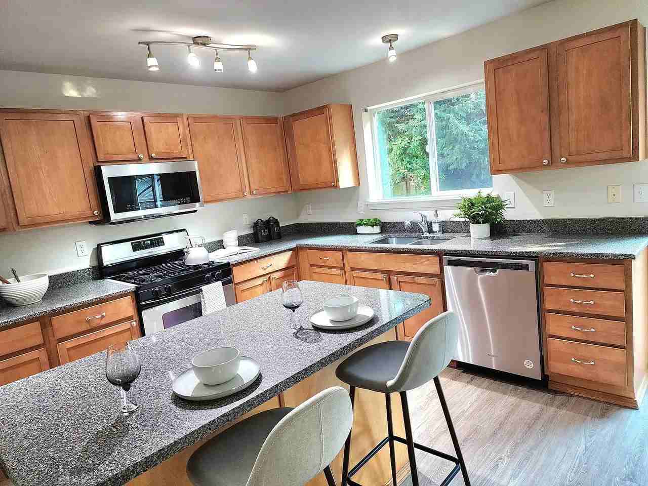25013 Se 18th St - Photo 6 of 10