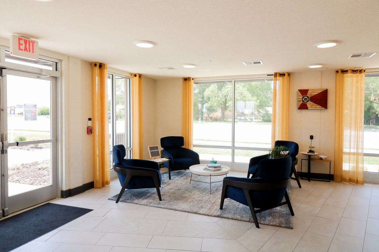 Altitude Wichita - Photo 3 of 35