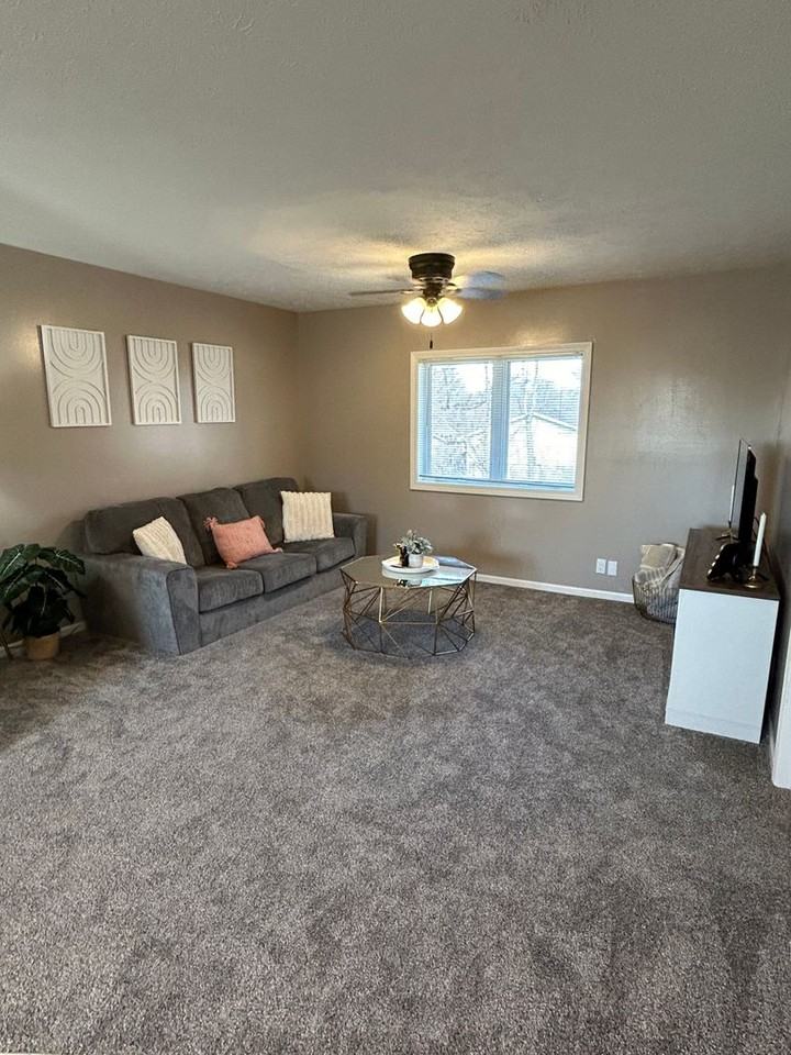 College View Apartments - Photo 3 of 50