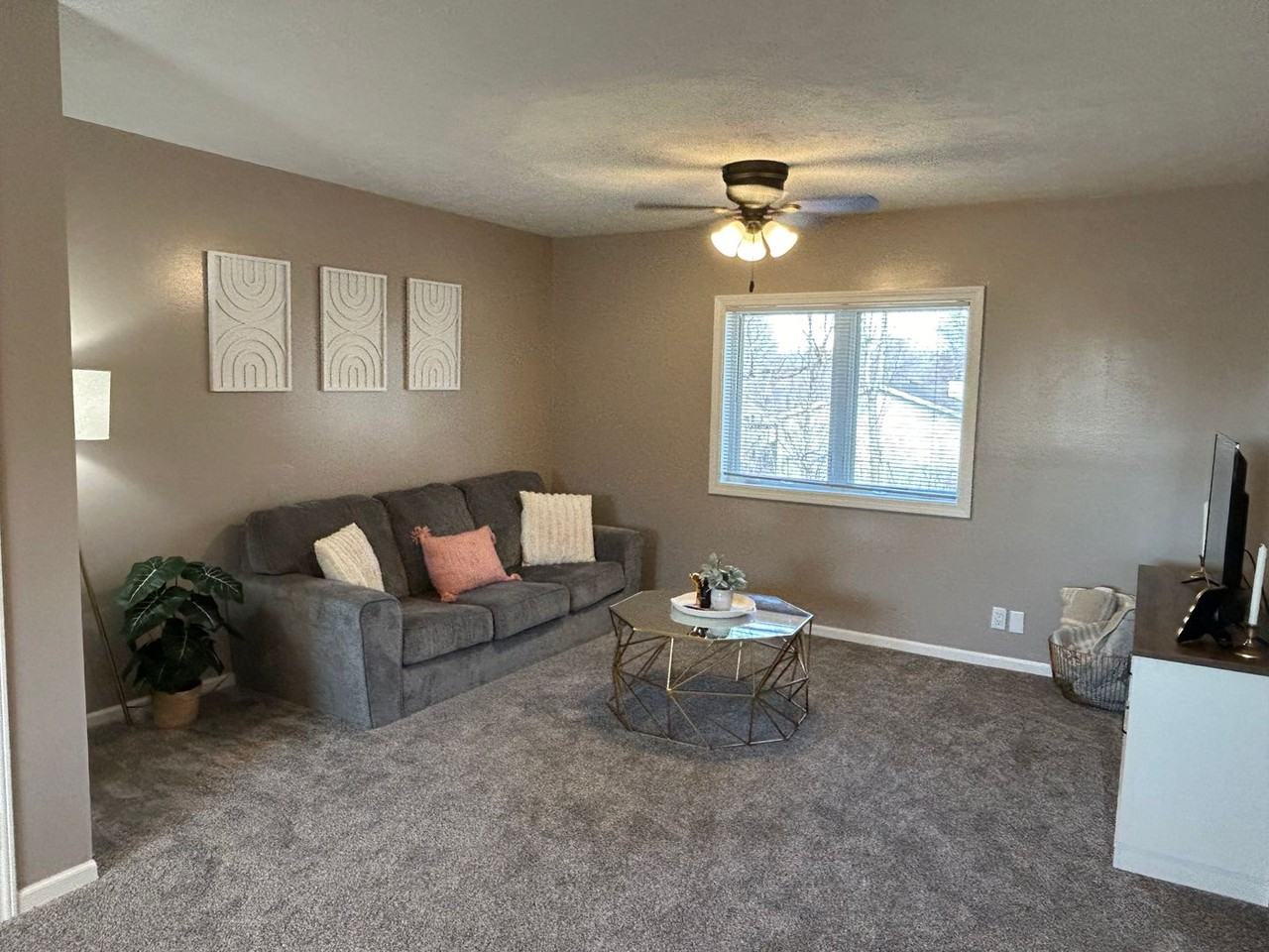 College View Apartments - Photo 4 of 50