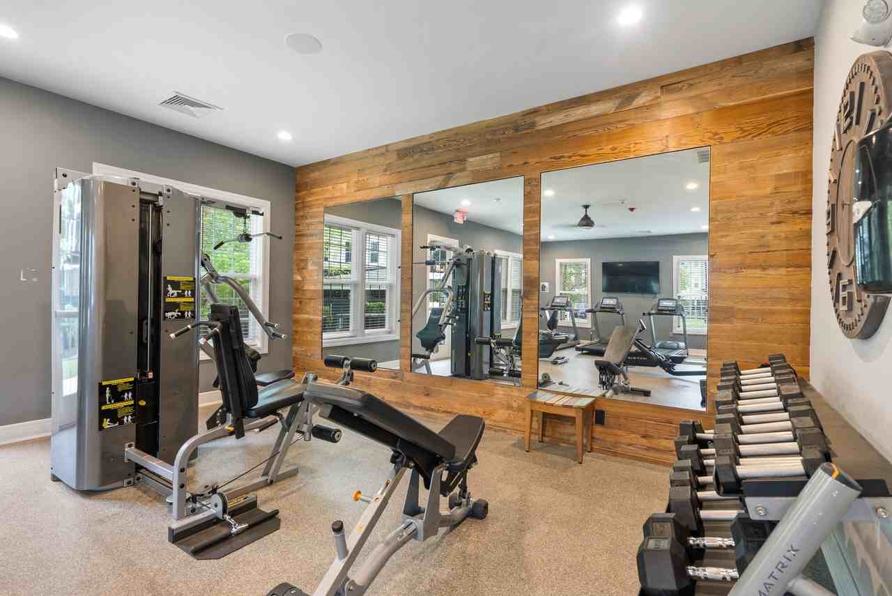 Barclay Chase Apartment Homes - Photo 6 of 19