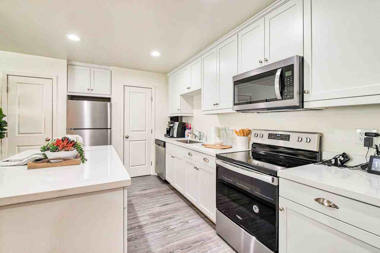 La Jolla View - Photo 6 of 28