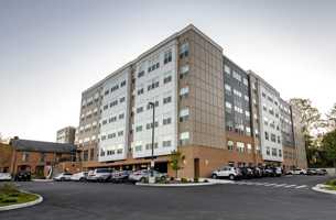 featured image of 1450 E Summit St