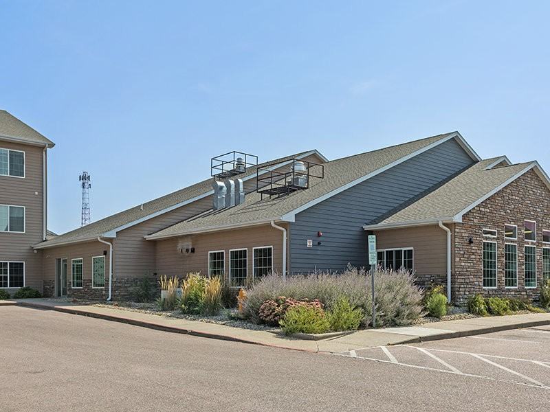 Dakota Pointe - Photo 6 of 42