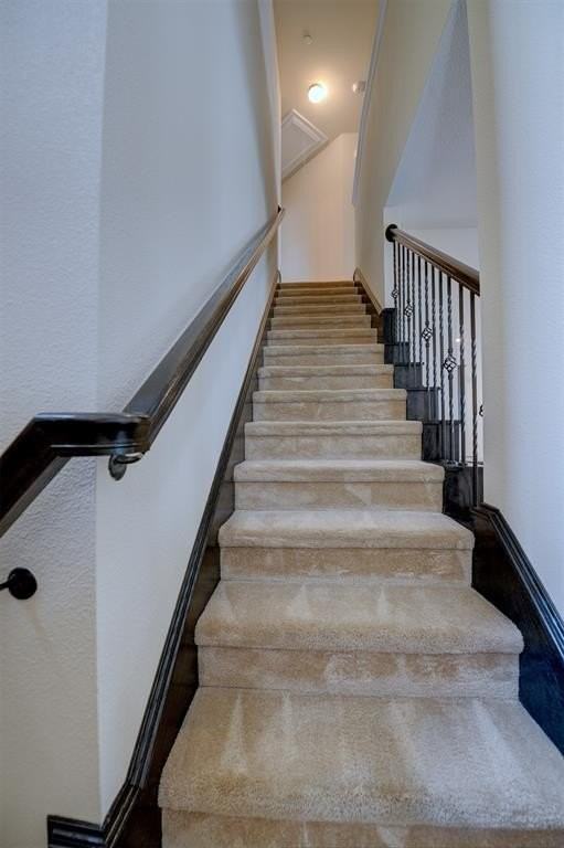 1933 Argyle Lane - Photo 5 of 15