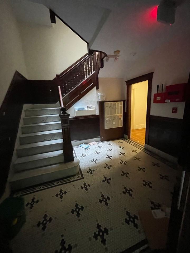 285 Saint Paul St - Photo 7 of 12