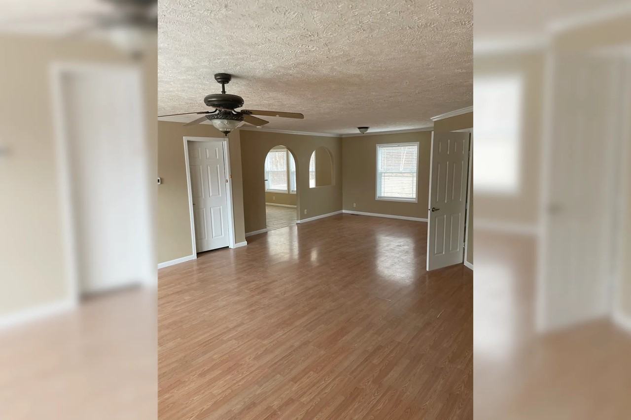 35228 W Montego Bay Rd - Photo 2 of 18