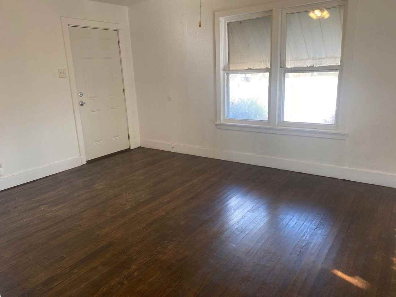 1003 Bluebonnet Ave - Photo 2 of 14