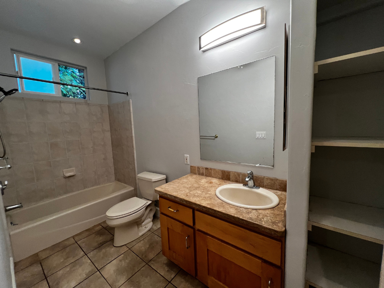 882 Kupulau Dr - Photo 7 of 17