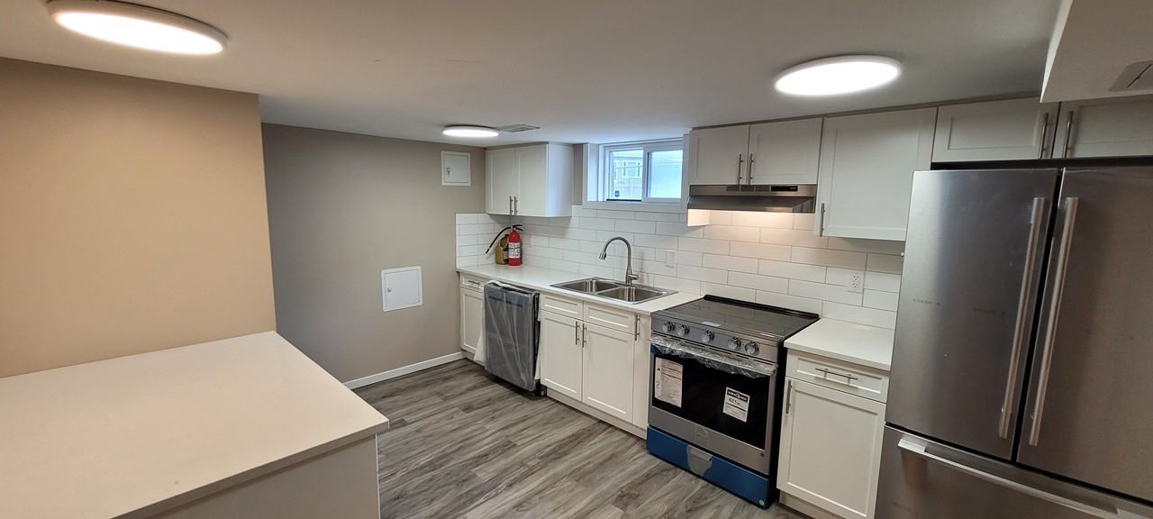 Grantham Ave & Sikorski Ave #3 - Photo 2 of 22