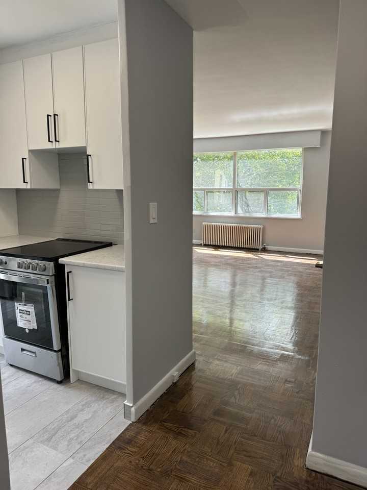 470 Mortimer Avenue #207 - Photo 5 of 10