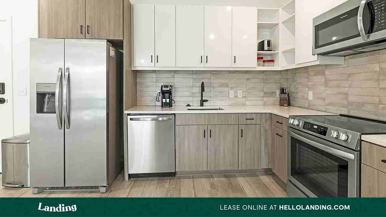 1510 Belleville Street - Photo 5 of 50