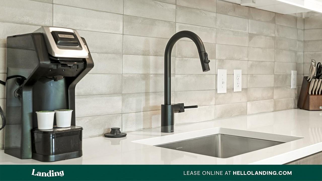 1510 Belleville Street - Photo 6 of 50