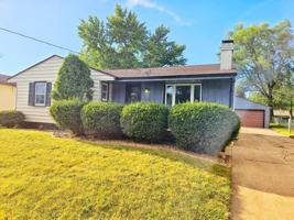featured image of 4040 Boyd St