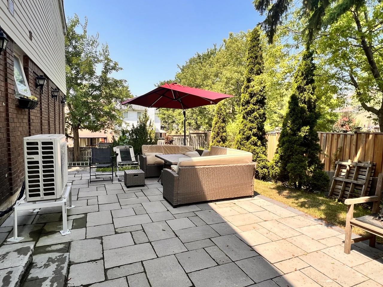 8 West Borough Street - Photo 2 of 9