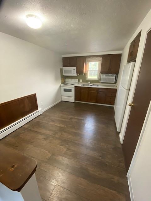 3996 S Schenley Ave #4 - Photo 3 of 8