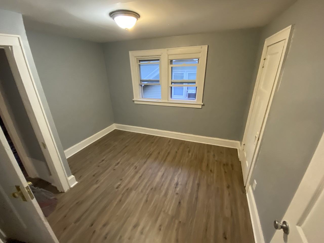 2501 W Auer Ave #2BDUPPER - Photo 3 of 5