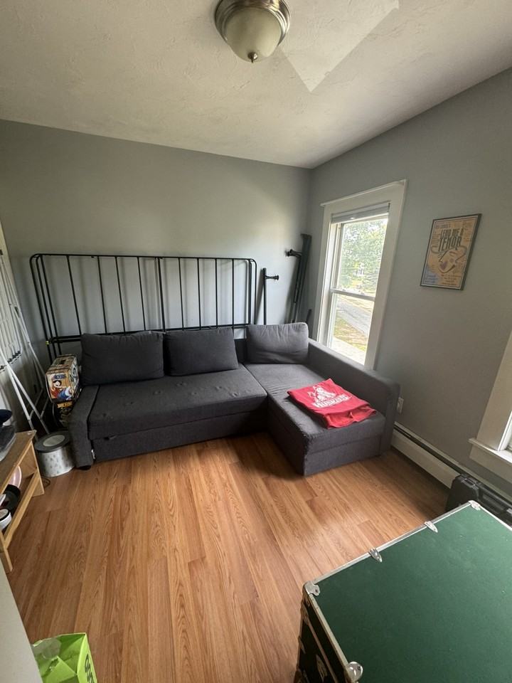 27 Highland St - Photo 3 of 15