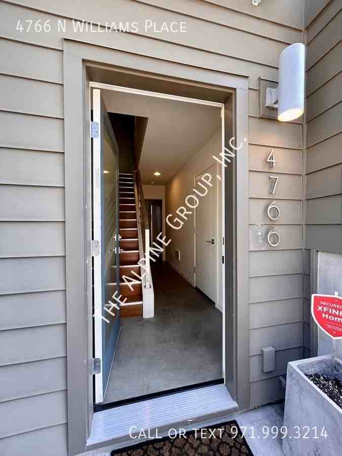 4766 N Williams Pl - Photo 3 of 41