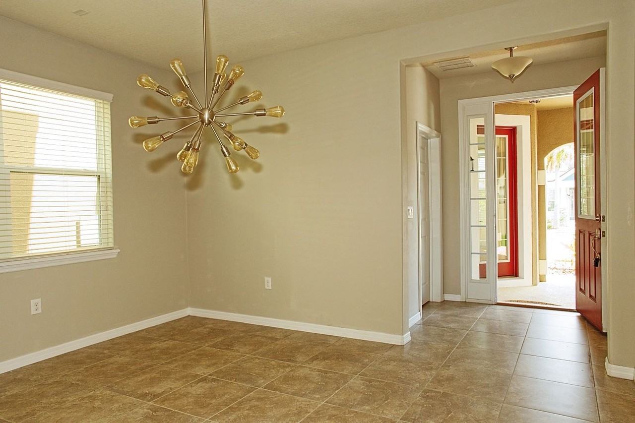 3013 Jardin St - Photo 3 of 37