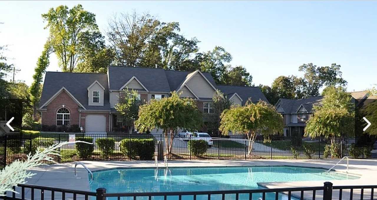 858 Jarman Dr - Photo 3 of 16