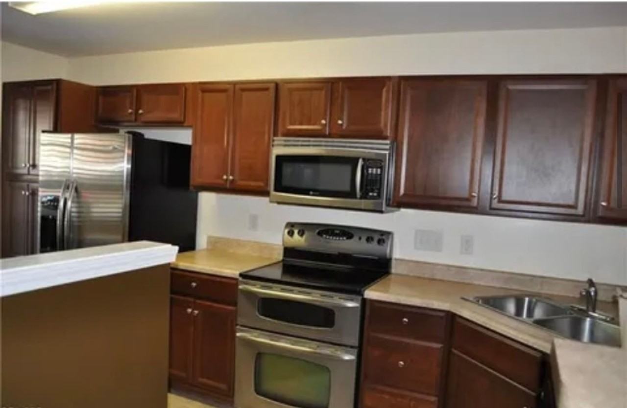 858 Jarman Dr - Photo 6 of 16